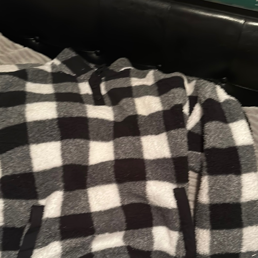 Black and White Checkered Fleece Pullover